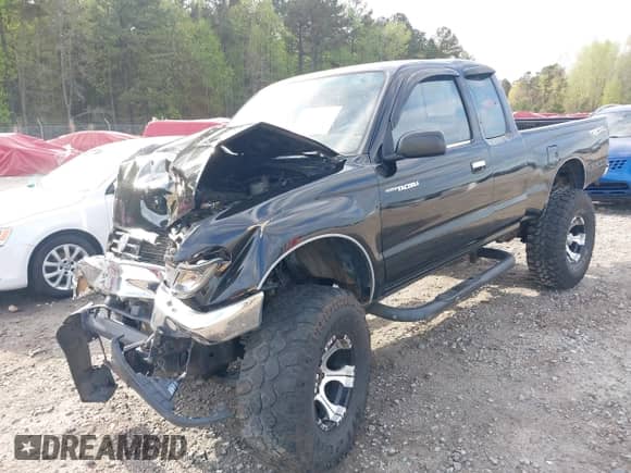1997 Toyota Tacoma с VIN 4TAWN72N7VZ237385, выставлен на аукционе IAAI как лот 41882083 с пробегом 156 261 миль миль и . История ставок и продаж доступна на DreamBid. Изображение 2.