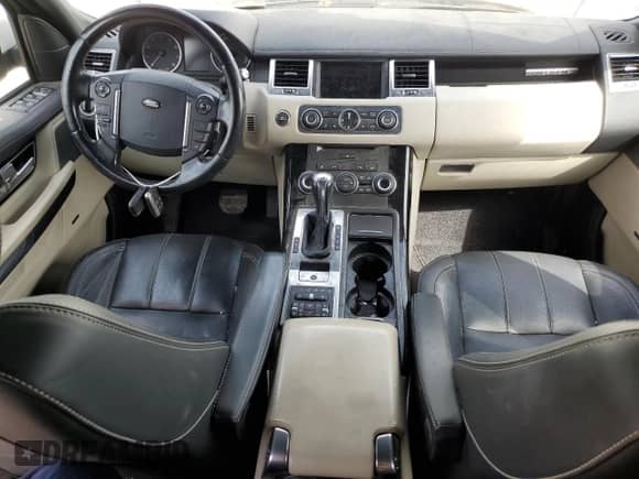 2013 Land Rover Range Rover Sport HSE Lux z VIN SALSK2D43DA791516, wystawiony jako Copart lot #80067765 z przebiegiem Nie podano mil oraz Czysty tytuł • Clean title. Historia ofert i sprzedaży dostępna na DreamBid. Obrazek 8.