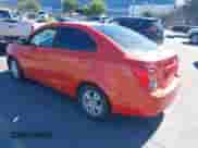 2012 Chevrolet Sonic LS с VIN 1G1JA5SH6C4225157, выставлен на аукционе IAAI как лот 43207631 с пробегом 171 805 миль миль и . История ставок и продаж доступна на DreamBid. Изображение 3.