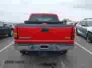 2005 GMC Sierra 1500 SLE с VIN 2GTEK13T251266515, выставлен на аукционе IAAI как лот 43338430 с пробегом 228 454 миль миль и . История ставок и продаж доступна на DreamBid. Изображение 17.