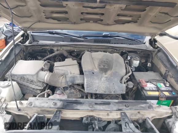 2020 Toyota Tacoma SR5 z VIN 3TMBZ5DN5LM026533, wystawiony jako IAAI lot #41529069 z przebiegiem 87 710 mil mil oraz . Historia ofert i sprzedaży dostępna na DreamBid. Obrazek 10.