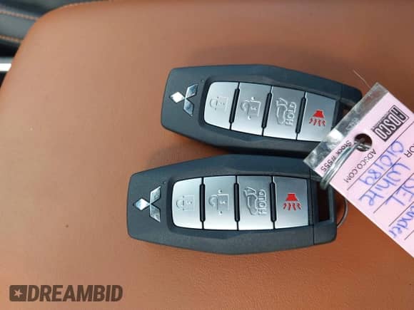 2024 Mitsubishi Outlander SEL с VIN JA4J3WA89RZ010189, выставлен на аукционе IAAI как лот 43075127 с пробегом 13 661 миль миль и . История ставок и продаж доступна на DreamBid. Изображение 11.