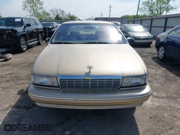 1996 Chevrolet Caprice 1SA Special Value with VIN 1G1BL52P9TR190980, listed as a IAAI auction lot 42019775 with 135,432 mi miles and . Bid and sale history available at DreamBid. Image 12.