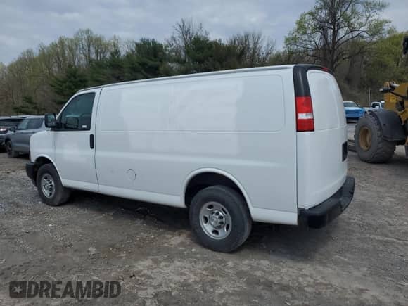 2021 Chevrolet Express Cargo с VIN 1GCWGAFP6M1214670, выставлен на аукционе Copart как лот 48985335 с пробегом 109 544 миль миль и Чистый • Clean title. История ставок и продаж доступна на DreamBid. Изображение 2.