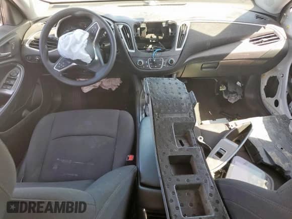 2023 Chevrolet Malibu LT z VIN 1G1ZD5ST1PF204631, wystawiony jako Copart lot #66305375 z przebiegiem Nie podano mil oraz Szkoda całkowita • Salvage title. Historia ofert i sprzedaży dostępna na DreamBid. Obrazek 8.