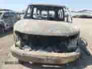 2018 Chevrolet Express Passenger LT z VIN 1GAZGMFP1J1201702, wystawiony jako Copart lot #70952175 z przebiegiem Nie podano mil oraz Nie do naprawy • Non repairable. Historia ofert i sprzedaży dostępna na DreamBid. Obrazek 5.