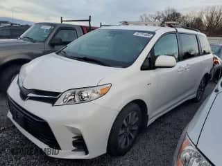 2019 Toyota Sienna LE with VIN 5TDJZ3DC9KS225078, listed as a Copart auction lot 82791894 with 35,579 mi miles and Salvage title. Bid and sale history available at DreamBid. Image 1.