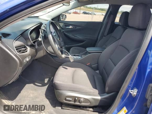 2023 Chevrolet Malibu RS с VIN 1G1ZG5ST0PF217958, выставлен на аукционе Copart как лот 70311165 с пробегом 46 205 миль миль и Чистый • Clean title. История ставок и продаж доступна на DreamBid. Изображение 7.