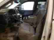 2019 Chevrolet Silverado 2500HD Work Truck z VIN 1GC1KREG6KF138117, wystawiony jako Copart lot #59977305 z przebiegiem 115 398 mil mil oraz Szkoda całkowita • Salvage title. Historia ofert i sprzedaży dostępna na DreamBid. Obrazek 7.
