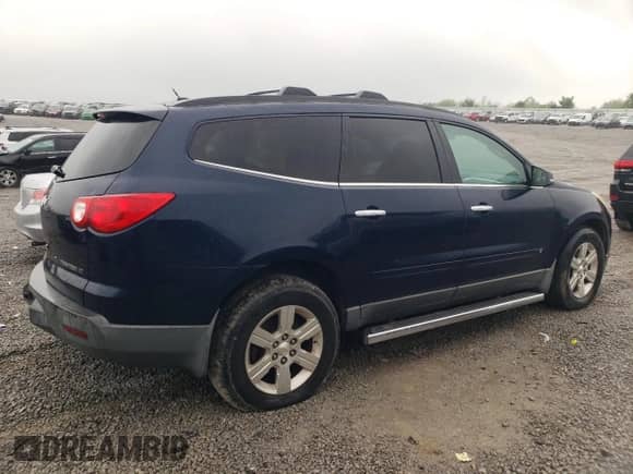 2010 Chevrolet Traverse 1LT z VIN 1GNLVFED1AS151679, wystawiony jako Copart lot #55787825 z przebiegiem 230 820 mil mil oraz Szkoda całkowita • Salvage title. Historia ofert i sprzedaży dostępna na DreamBid. Obrazek 3.