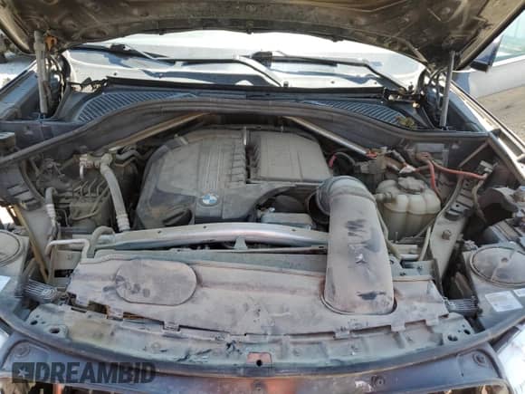 2016 BMW X5 xDrive35i с VIN 5UXKR0C59G0P31833, выставлен на аукционе Copart как лот 68727265 с пробегом 122 716 миль миль и Списание • Salvage title. История ставок и продаж доступна на DreamBid. Изображение 12.