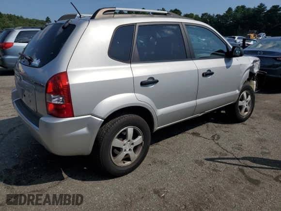 2008 Hyundai Tucson GLS z VIN KM8JM12B28U706917, wystawiony jako Copart lot #68262605 z przebiegiem 129 795 mil mil oraz Szkoda całkowita • Salvage title. Historia ofert i sprzedaży dostępna na DreamBid. Obrazek 3.
