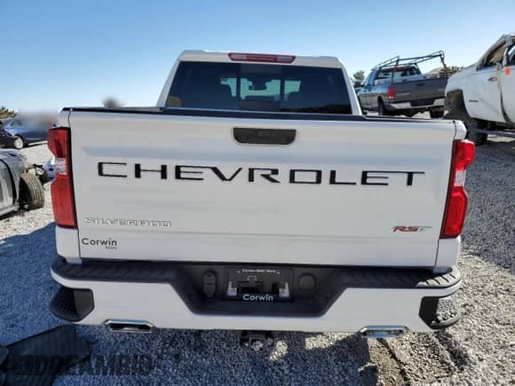 2022 Chevrolet Silverado 1500 RST z VIN 1GCUDEET9NZ568868, wystawiony jako Copart lot #41920785 z przebiegiem 22 897 mil mil oraz Szkoda całkowita • Salvage title. Historia ofert i sprzedaży dostępna na DreamBid. Obrazek 6.