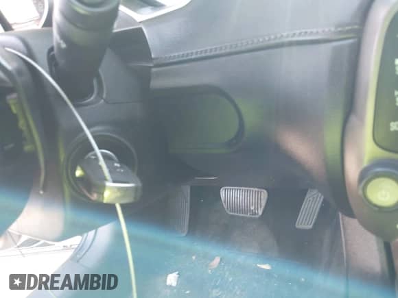 2014 Chevrolet Camaro LT с VIN 2G1FB1E30E9126488, выставлен на аукционе IAAI как лот 43259600 с пробегом 141 285 миль миль и . История ставок и продаж доступна на DreamBid. Изображение 11.