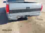 1989 Chevrolet Silverado 1500 с VIN 1GCDC14K5KZ226642, выставлен на аукционе IAAI как лот 43309499 с пробегом 238 438 миль миль и . История ставок и продаж доступна на DreamBid. Изображение 17.