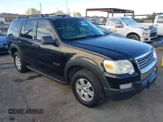 2007 Ford Explorer XLT with VIN 1FMEU73817UB67616, listed as a IAAI auction lot 43313901 with 232,969 mi miles and . Bid and sale history available at DreamBid. Image 1.