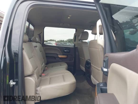 2017 Chevrolet Silverado 1500 LTZ z VIN 3GCUKSEC7HG135770, wystawiony jako IAAI lot #41257645 z przebiegiem 155 364 mil mil oraz . Historia ofert i sprzedaży dostępna na DreamBid. Obrazek 8.