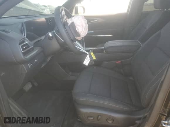 2025 Chevrolet Traverse AWD LT с VIN 1GNEVGRS2SJ154234, выставлен на аукционе Copart как лот 60327825 с пробегом 1 896 миль миль и Списание • Salvage title. История ставок и продаж доступна на DreamBid. Изображение 7.