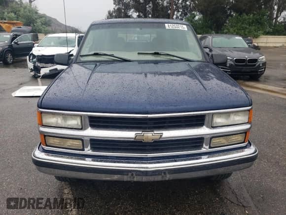 1998 Chevrolet Silverado 3500 с VIN 1GCGC33J7WF007299, выставлен на аукционе Copart как лот 81253215 с пробегом 92 596 миль миль и Списание • Salvage title. История ставок и продаж доступна на DreamBid. Изображение 5.