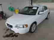 2007 Volvo S60 2.5L Turbo с VIN YV1RH592672614657, выставлен на аукционе IAAI как лот 42438342 с пробегом 105 956 миль миль и . История ставок и продаж доступна на DreamBid. Изображение 18.