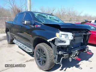 2022 Chevrolet Silverado 1500 LT Trail Boss with VIN 3GCUDFED3NG621160, listed as a IAAI auction lot 41711947 with 49,383 mi miles and . Bid and sale history available at DreamBid. Image 1.