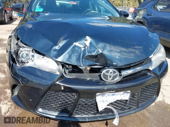 2017 Toyota Camry XLE с VIN 4T1BF1FK0HU700980, выставлен на аукционе IAAI как лот 43327320 с пробегом 121 998 миль миль и . История ставок и продаж доступна на DreamBid. Изображение 6.