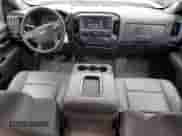 2018 Chevrolet Silverado 3500HD Work Truck с VIN 1GC4KYCYXJF243292, выставлен на аукционе Copart как лот 65922415 с пробегом 170 894 миль миль и Чистый • Clean title. История ставок и продаж доступна на DreamBid. Изображение 8.