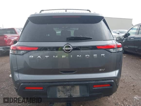 2022 Nissan Pathfinder SV z VIN 5N1DR3BA5NC258921, wystawiony jako IAAI lot #43005756 z przebiegiem 42 585 mil mil oraz . Historia ofert i sprzedaży dostępna na DreamBid. Obrazek 16.