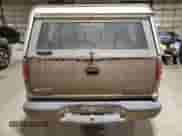 2002 Chevrolet S-10 с VIN 1GCCS145228229657, выставлен на аукционе Copart как лот 84405084 с пробегом Не указан миль и Списание • Salvage title. История ставок и продаж доступна на DreamBid. Изображение 6.