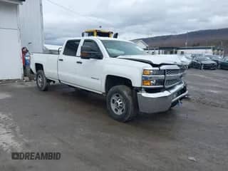 2016 Chevrolet Silverado 2500HD Work Truck с VIN 1GC1KUE86GF193234, выставлен на аукционе IAAI как лот 41717698 с пробегом 269 997 миль миль и . История ставок и продаж доступна на DreamBid. Изображение 1.