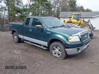 2007 Ford F-150 XLT z VIN 1FTPX14V27FA26841, wystawiony jako IAAI lot #41888413 z przebiegiem 124 863 mil mil oraz . Historia ofert i sprzedaży dostępna na DreamBid. Obrazek 1.