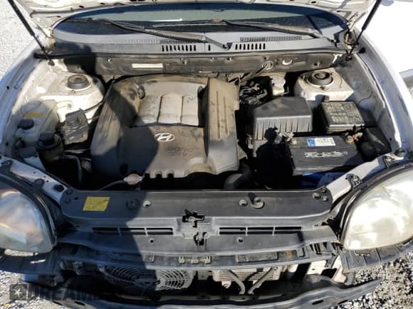 2005 Hyundai Santa Fe GLS с VIN KM8SC13D55U956848, выставлен на аукционе Copart как лот 85515764 с пробегом 905 299 миль миль и Списание • Salvage title. История ставок и продаж доступна на DreamBid. Изображение 12.