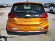 2017 Chevrolet Bolt EV LT z VIN 1G1FW6S05H4187774, wystawiony jako Copart lot #45166843 z przebiegiem 54 750 mil mil oraz . Historia ofert i sprzedaży dostępna na DreamBid. Obrazek 6.