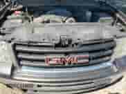 2011 GMC Sierra 1500 SL z VIN 1GTR2UEA2BZ347855, wystawiony jako Copart lot #69877605 z przebiegiem 272 263 mil mil oraz Czysty tytuł • Clean title. Historia ofert i sprzedaży dostępna na DreamBid. Obrazek 11.