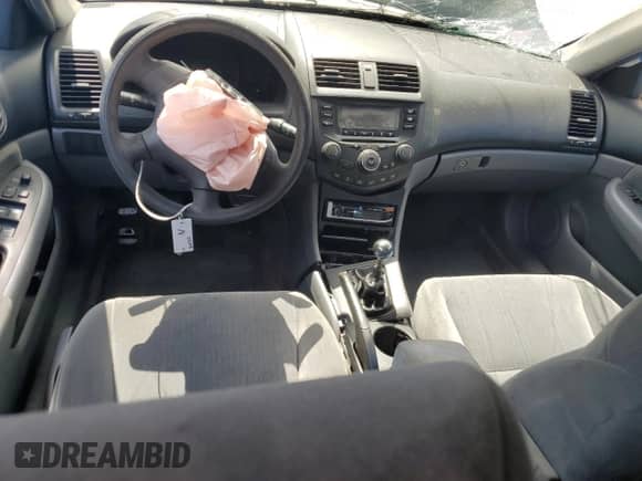 2005 Honda Accord LX с VIN 1HGCM55425A013247, выставлен на аукционе Copart как лот 64268485 с пробегом 336 008 миль миль и На запчасти • Non repairable. История ставок и продаж доступна на DreamBid. Изображение 8.