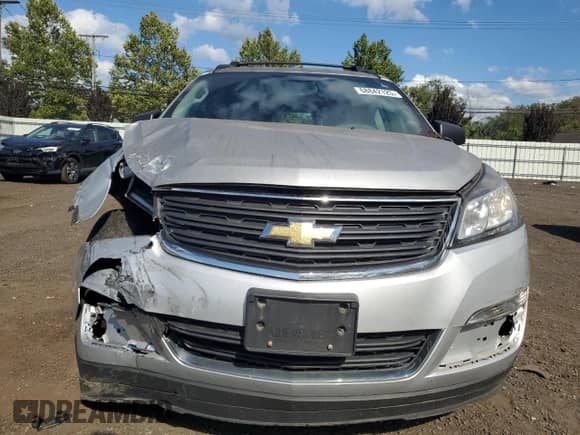2017 Chevrolet Traverse LS with VIN 1GNKVFKD9HJ339155, listed as a Copart auction lot 68842125 with 79,285 mi miles and Salvage title. Bid and sale history available at DreamBid. Image 5.