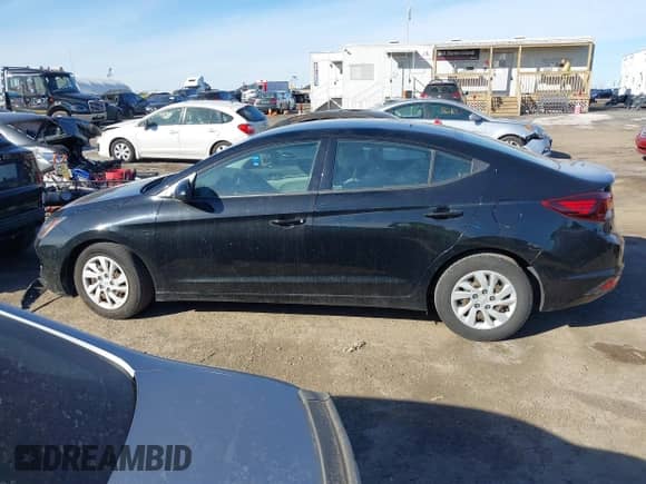 2019 Hyundai Elantra SE с VIN 5NPD74LF7KH420140, выставлен на аукционе IAAI как лот 41497750 с пробегом 68 588 миль миль и . История ставок и продаж доступна на DreamBid. Изображение 14.