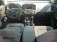 2021 Chevrolet Colorado 2WD Work Truck z VIN 1GCGSBEAXM1287191, wystawiony jako Copart lot #63429265 z przebiegiem 50 645 mil mil oraz Szkoda całkowita • Salvage title. Historia ofert i sprzedaży dostępna na DreamBid. Obrazek 8.