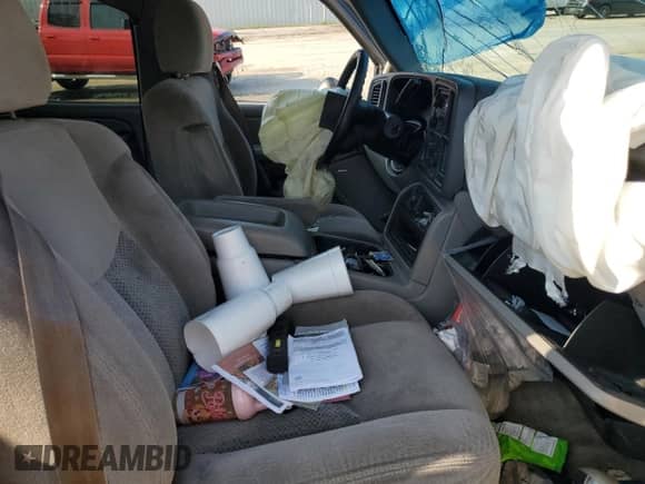 2005 Chevrolet Suburban LS with VIN 3GNEC16Z95G159375, listed as a Copart auction lot 65865884 with 290,671 mi miles and Salvage title. Bid and sale history available at DreamBid. Image 7.