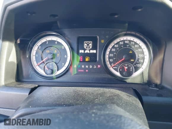 2018 Ram 1500 Tradesman с VIN 1C6RR7FT5JS351510, выставлен на аукционе IAAI как лот 41975886 с пробегом 103 501 миль миль и . История ставок и продаж доступна на DreamBid. Изображение 7.