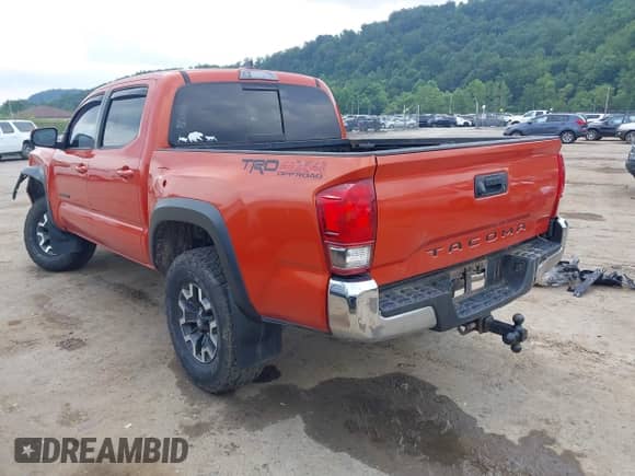 2017 Toyota Tacoma SR5 with VIN 3TMCZ5AN3HM115839, listed as a IAAI auction lot 42834889 with 100,600 mi miles and . Bid and sale history available at DreamBid. Image 3.