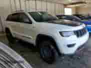 2021 Jeep Grand Cherokee Trailhawk z VIN 1C4RJFLG0MC868410, wystawiony jako Copart lot #63120925 z przebiegiem 140 986 mil mil oraz Czysty tytuł • Clean title. Historia ofert i sprzedaży dostępna na DreamBid. Obrazek 4.