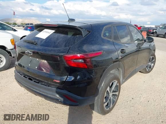 2024 Chevrolet Trax 1RS с VIN KL77LGE2XRC097421, выставлен на аукционе IAAI как лот 42930162 с пробегом 30 541 миль миль и . История ставок и продаж доступна на DreamBid. Изображение 4.