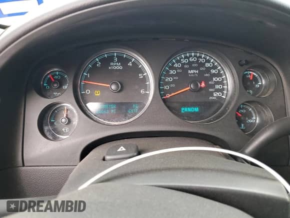 2011 Chevrolet Suburban LS с VIN 1GNSCHE07BR353381, выставлен на аукционе Copart как лот 50473775 с пробегом 188 663 миль миль и Списание • Salvage title. История ставок и продаж доступна на DreamBid. Изображение 9.
