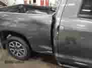 2020 Toyota Tundra SR с VIN 5TFUY5F12LX903317, выставлен на аукционе IAAI как лот 43159063 с пробегом 87 864 миль миль и . История ставок и продаж доступна на DreamBid. Изображение 22.