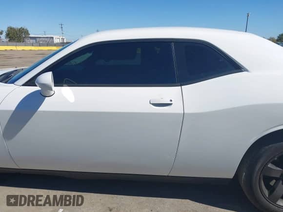 2013 Dodge Challenger SXT с VIN 2C3CDYAG9DH718941, выставлен на аукционе IAAI как лот 43406242 с пробегом 152 693 миль миль и . История ставок и продаж доступна на DreamBid. Изображение 15.
