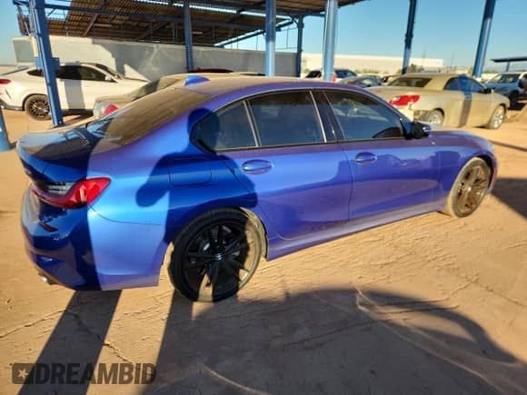 2019 BMW 3 Series 330i with VIN WBA5R1C58KFH23863, listed as a Copart auction lot 85783505 with 20,693 mi miles and Salvage title. Bid and sale history available at DreamBid. Image 3.