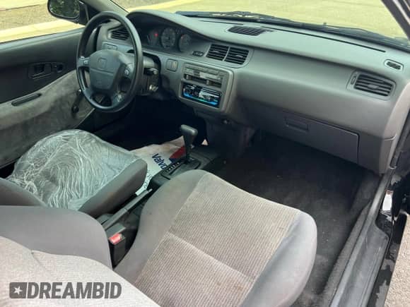 1992 Honda Civic with VIN 2HGEH2457NH561798, listed as a Copart auction lot 69810895 with 201,079 mi miles and Clean title. Bid and sale history available at DreamBid. Image 5.