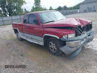 1999 Dodge 1500 with VIN 3B7HC13Z2XG120382, listed as a IAAI auction lot 42960405 with 171,287 mi miles and . Bid and sale history available at DreamBid. Image 1.