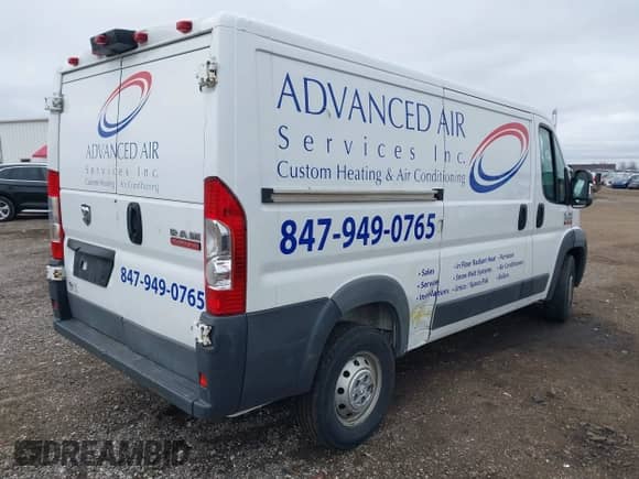 2018 Ram ProMaster Cargo with VIN 3C6TRVAG1JE105819, listed as a IAAI auction lot 41920111 with 185,025 mi miles and . Bid and sale history available at DreamBid. Image 4.